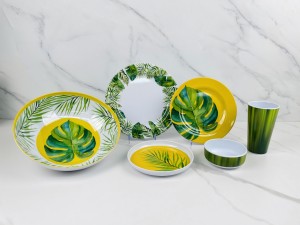 Factory Direct Sale Melamine Plates  Kitchen Banana Leaf Design Dinner Plates Custom Pattern Dishwasher Safety Serving Plate